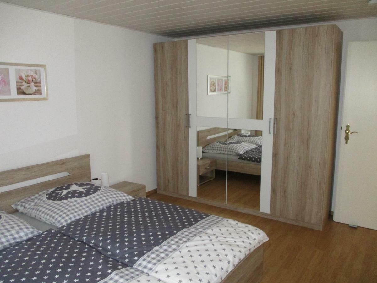 Schoene 66 M² Ferienwohnung In Main-Spessart Thungen Exteriör bild